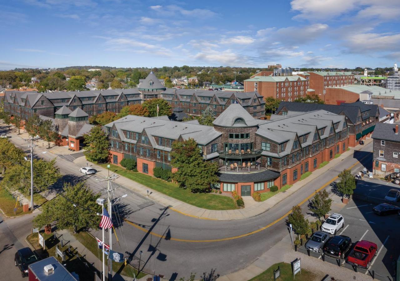 Club Wyndham Long Wharf Hotel Newport Buitenkant foto
