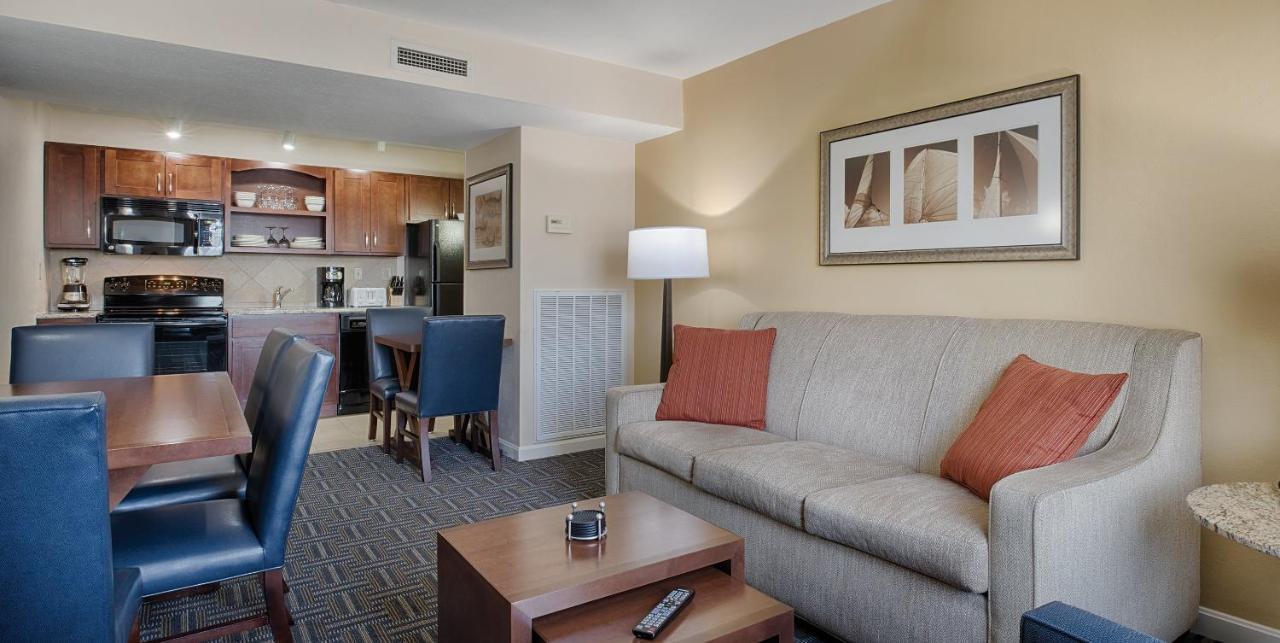 Club Wyndham Long Wharf Hotel Newport Buitenkant foto