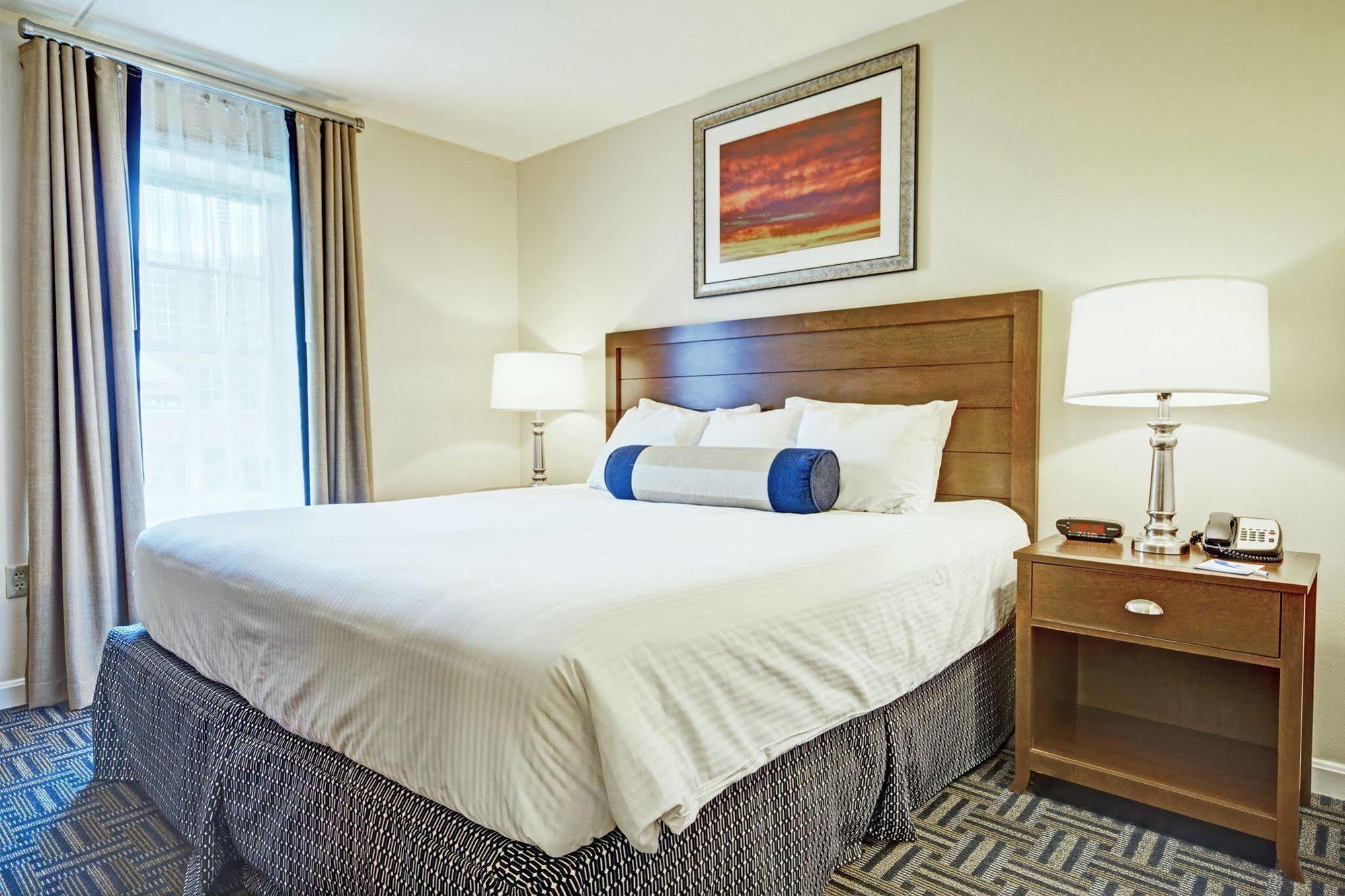 Club Wyndham Long Wharf Hotel Newport Buitenkant foto