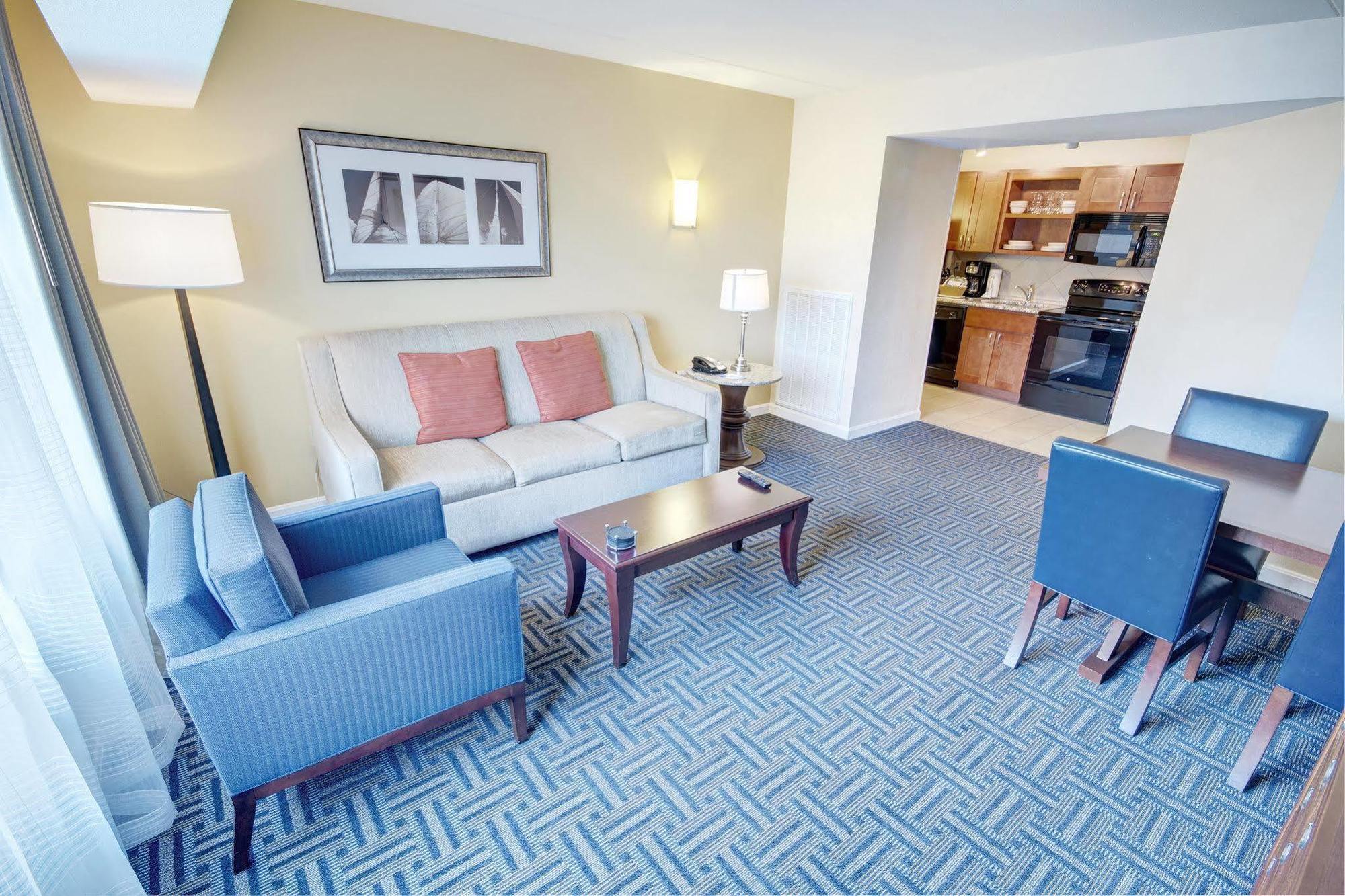 Club Wyndham Long Wharf Hotel Newport Buitenkant foto