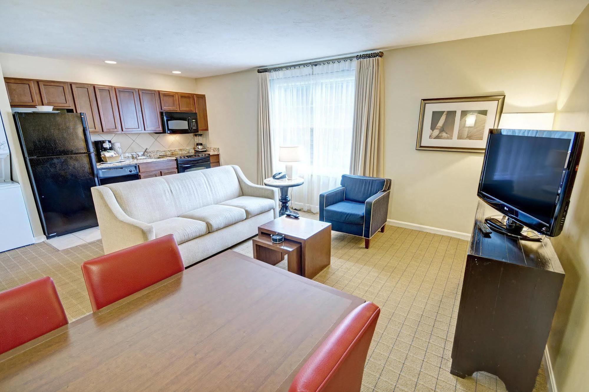 Club Wyndham Long Wharf Hotel Newport Buitenkant foto